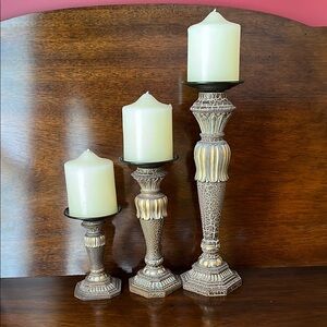 Vintage Elegant Candle Holder Set